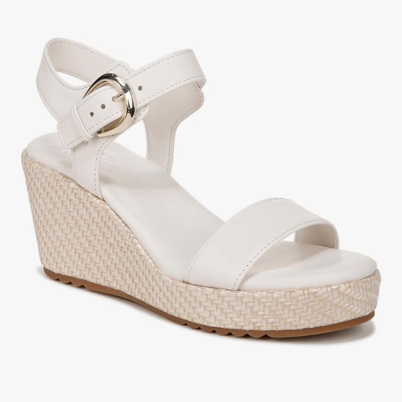 Naturalizer Shoes - NWB Naturalizer Stella Wedge Sandals